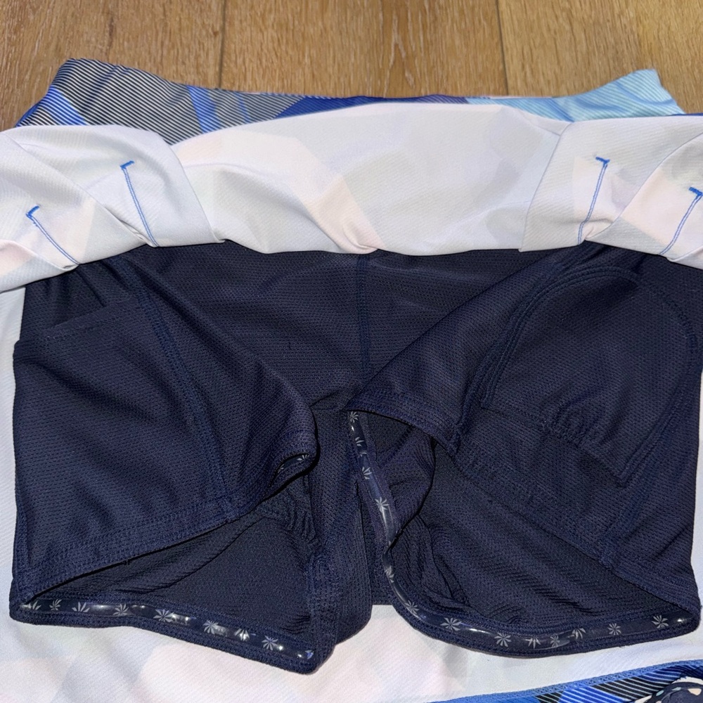 Athleta Multicolor Geometric Skort Medium - image 6